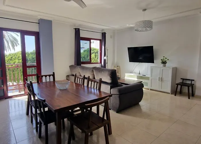 Amazing Two Rooms In Alcala Next To The Beach